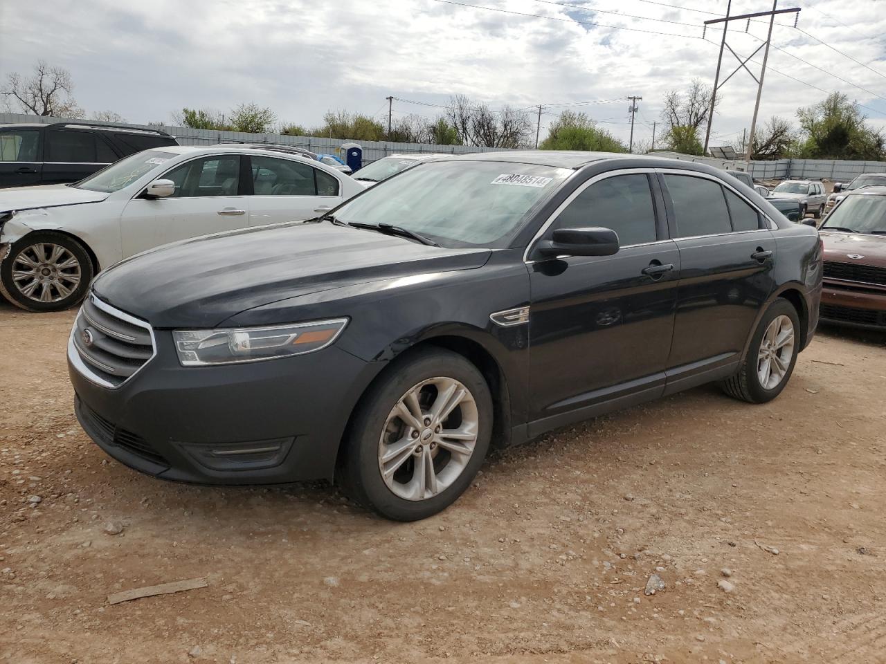 FORD TAURUS SEL 2016