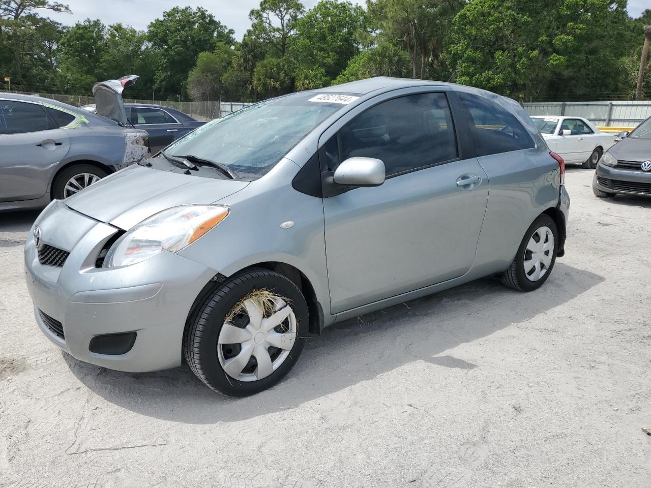 TOYOTA YARIS 2009