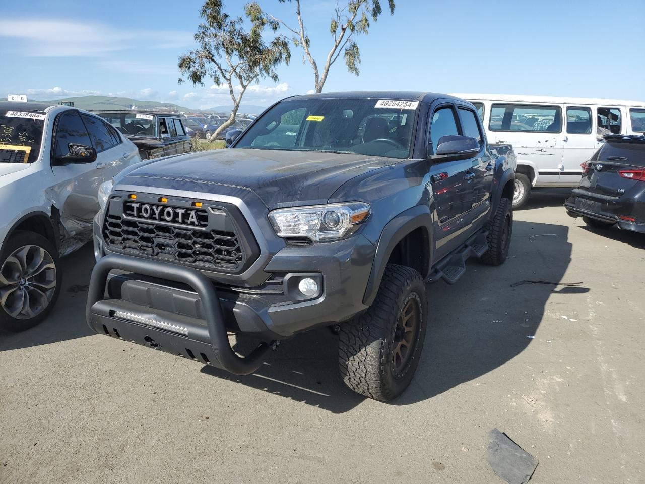 TOYOTA TACOMA DOU 2021