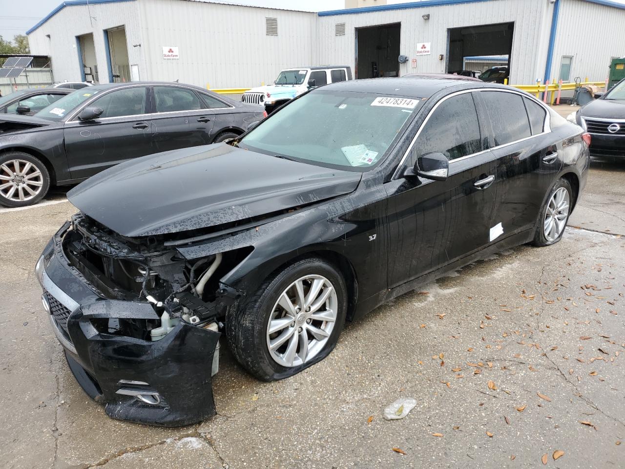 INFINITI Q50 BASE 2015