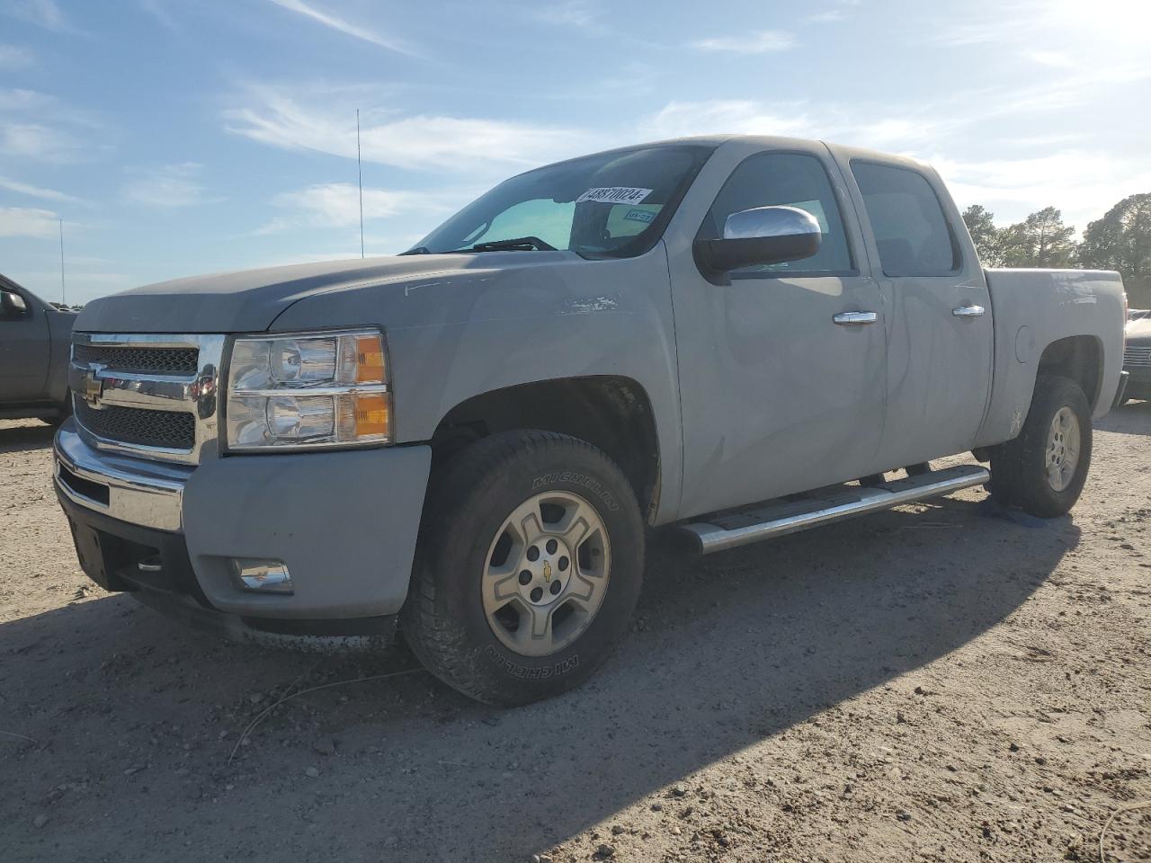CHEVROLET SILVERADO 2011