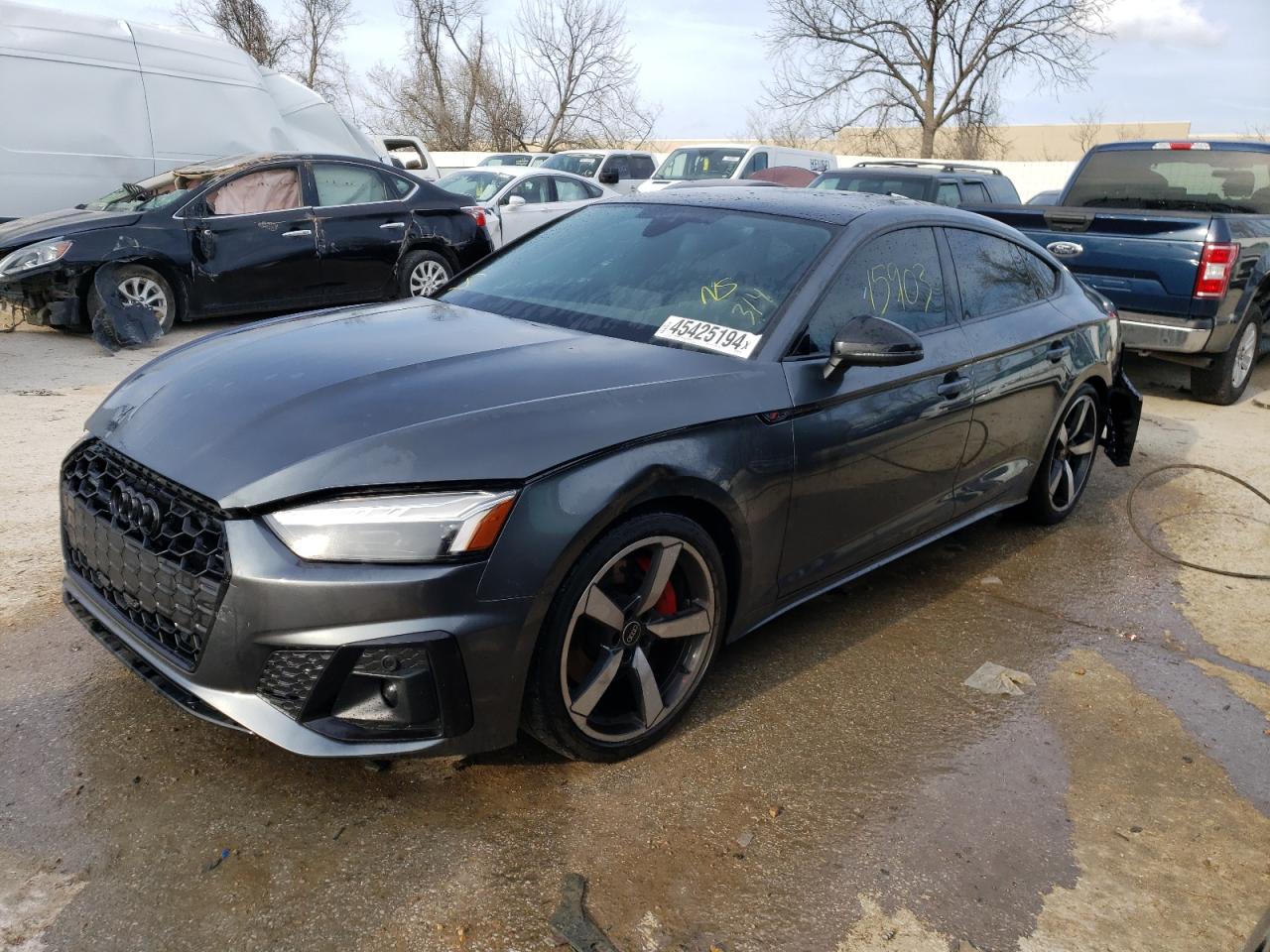 AUDI A5 2022