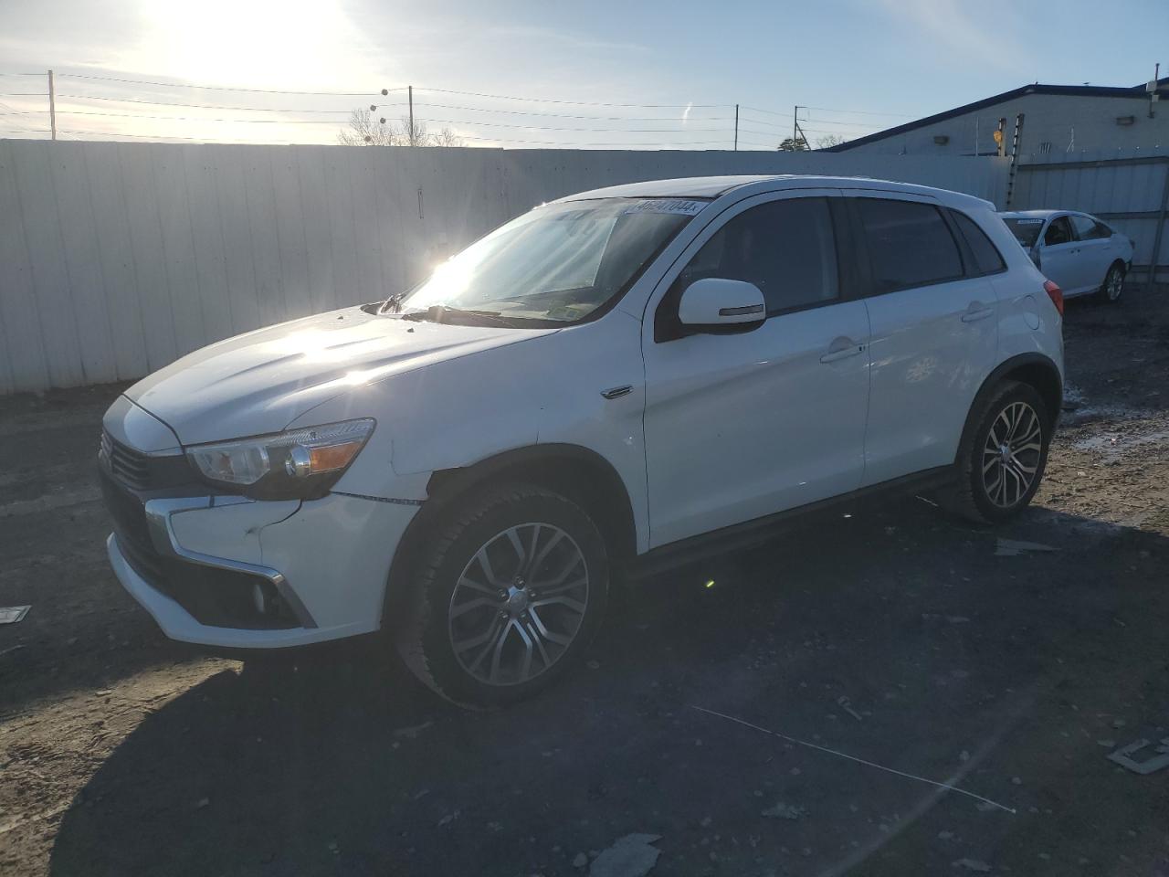 MITSUBISHI OUTLANDER 2017