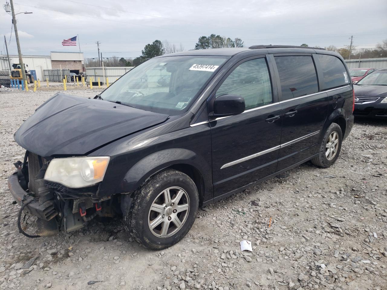 CHRYSLER TOWN & COUNTRY 2013