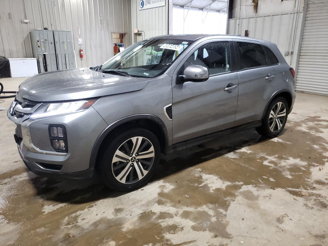 MITSUBISHI OUTLANDER 2023