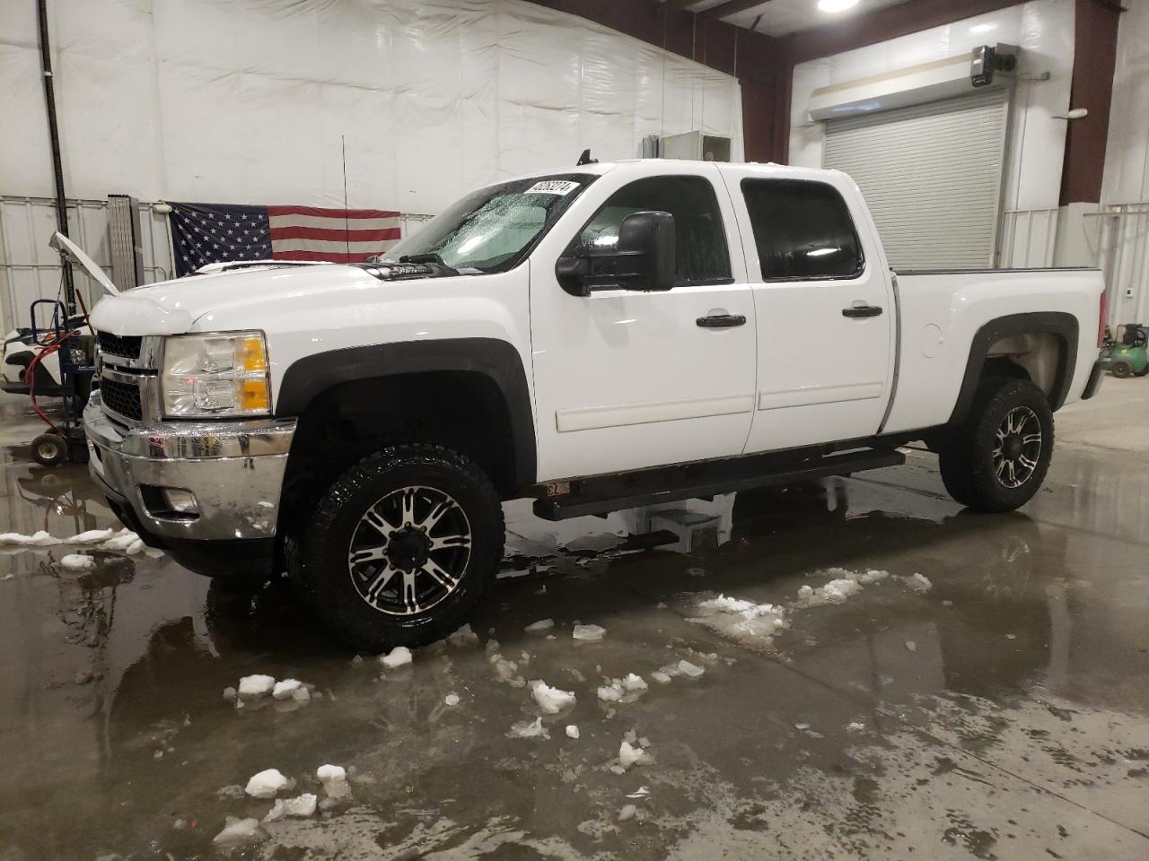 CHEVROLET SILVERADO 2011