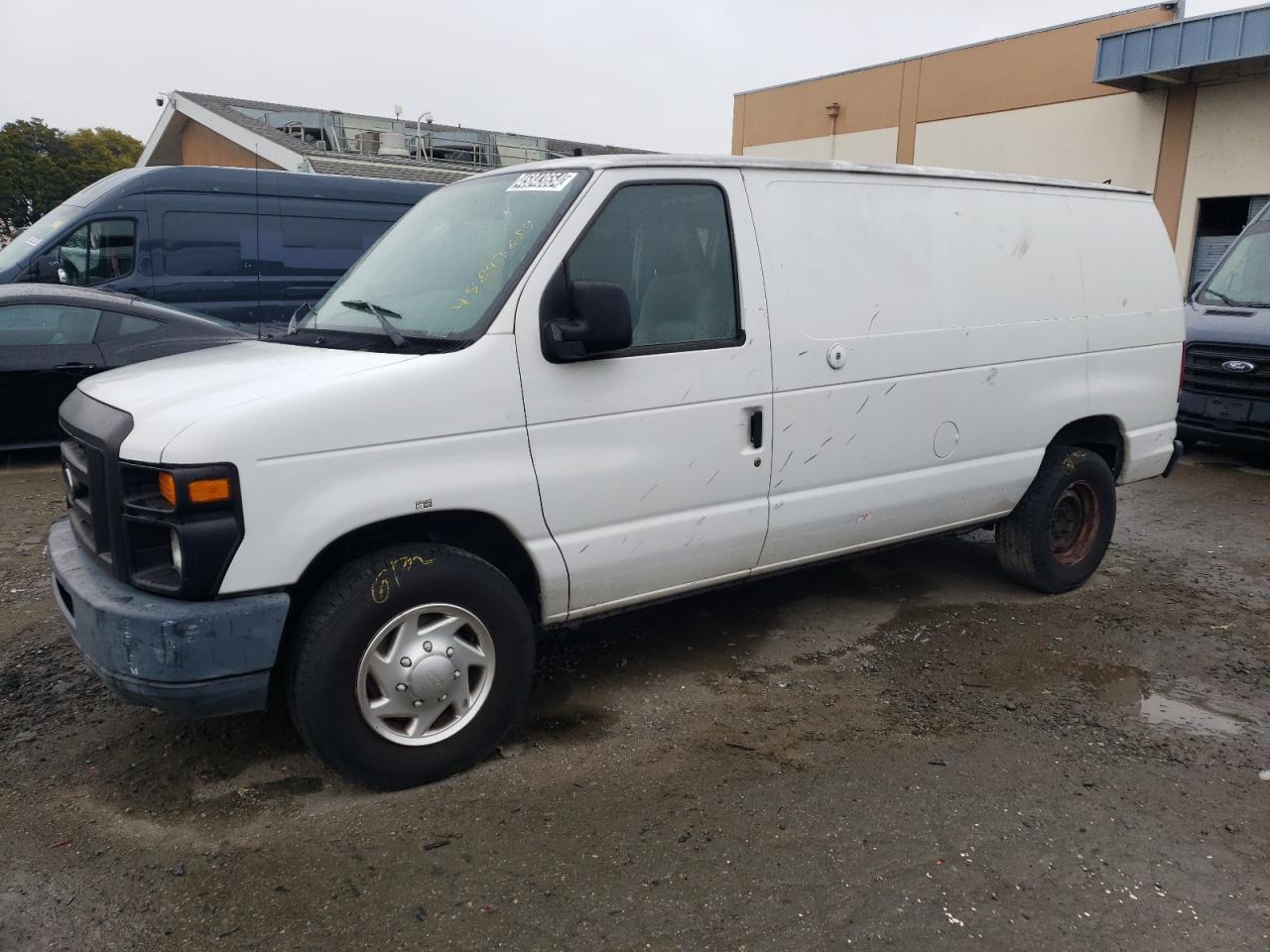 FORD ECONOLINE 2010