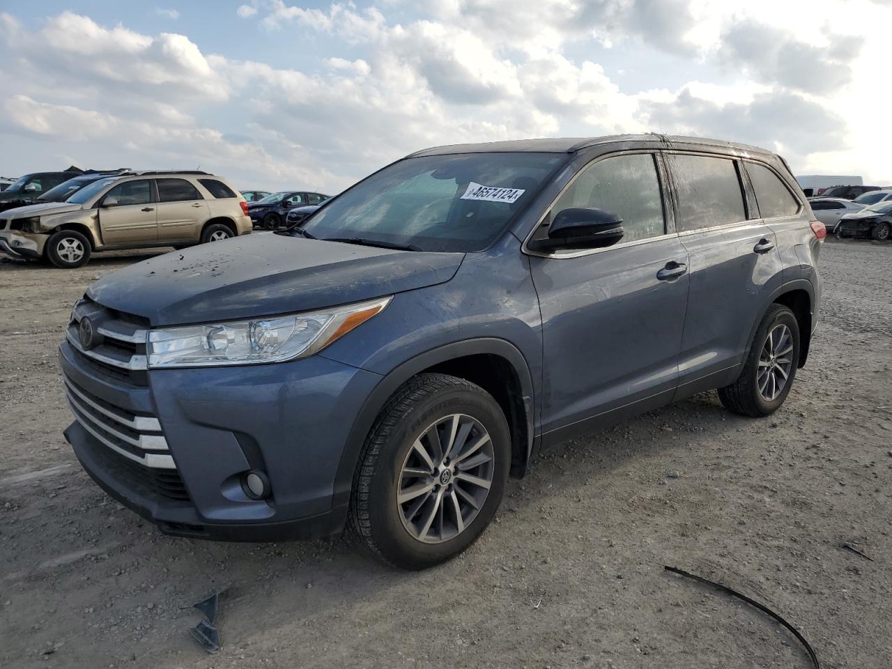 TOYOTA HIGHLANDER 2019