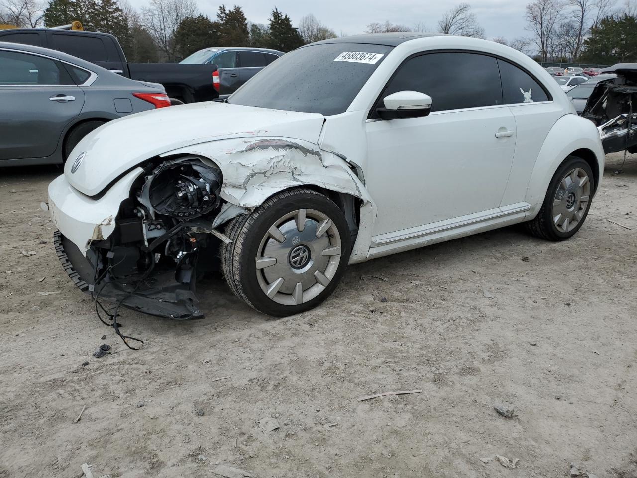 VOLKSWAGEN BEETLE SE 2018
