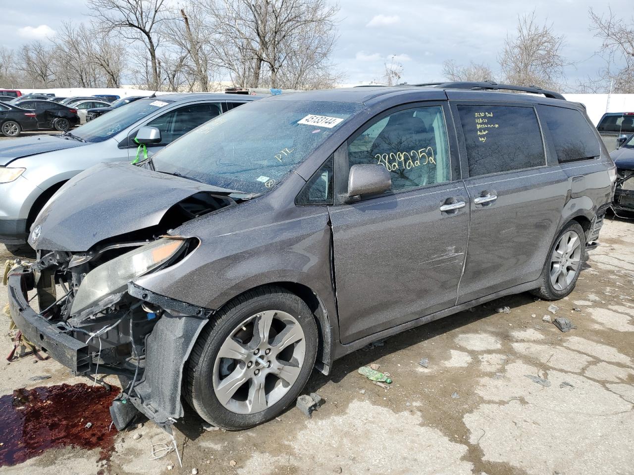 TOYOTA SIENNA 2013