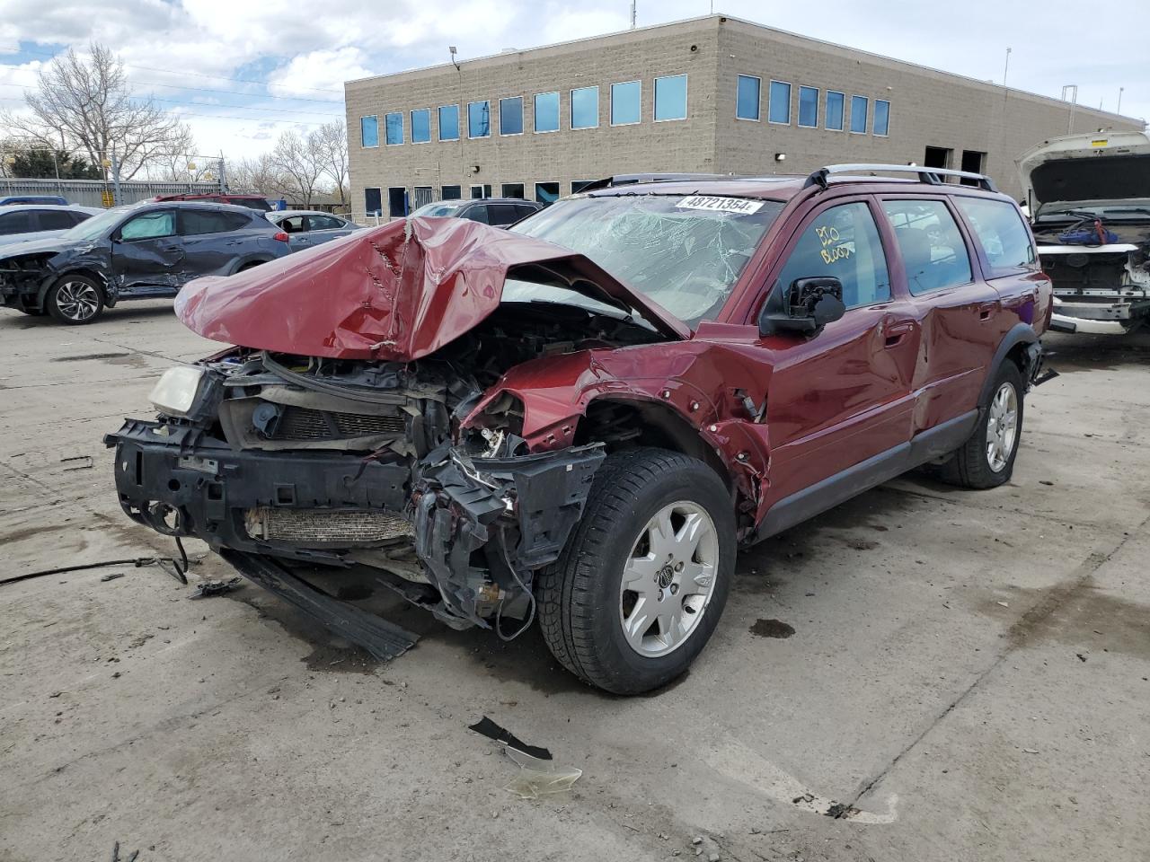 VOLVO XC70 2005