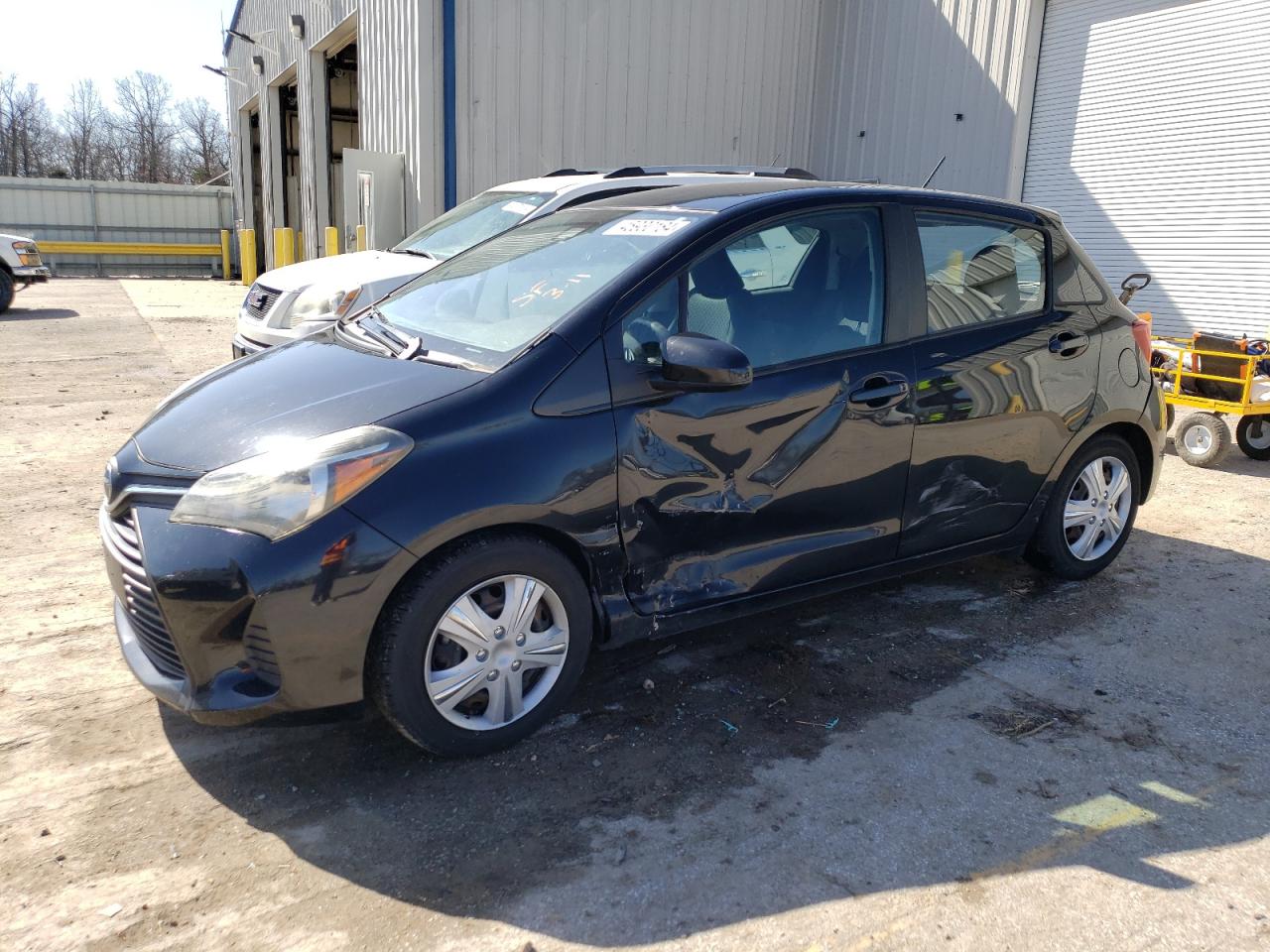 TOYOTA YARIS L 2017