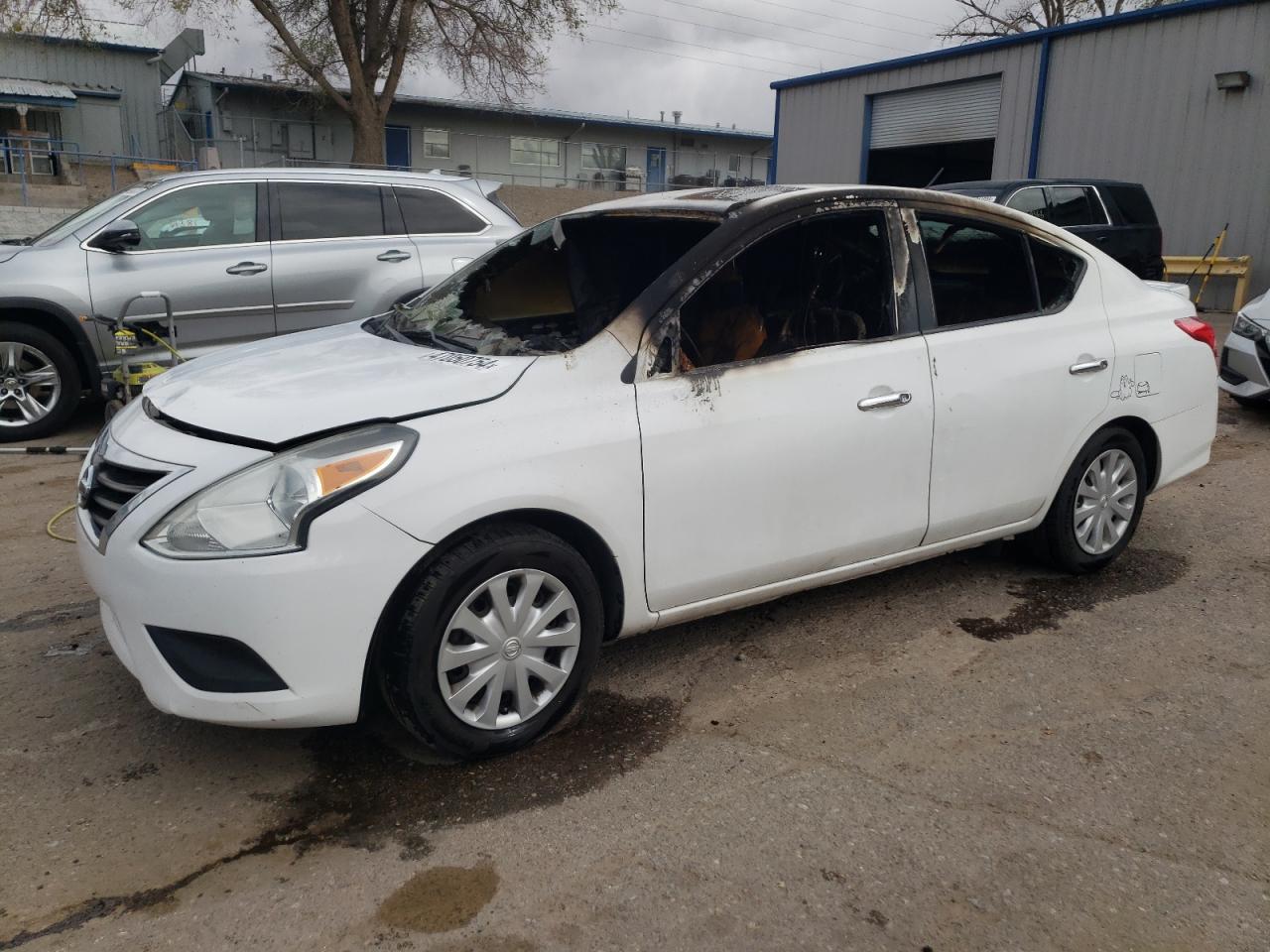 NISSAN VERSA S 2016