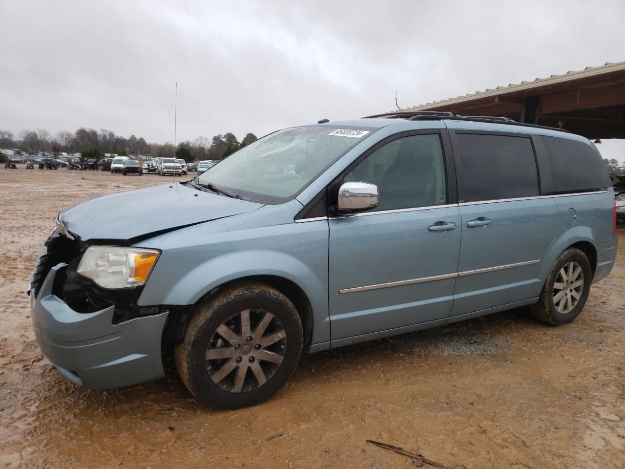 CHRYSLER TOWN & COUNTRY 2009