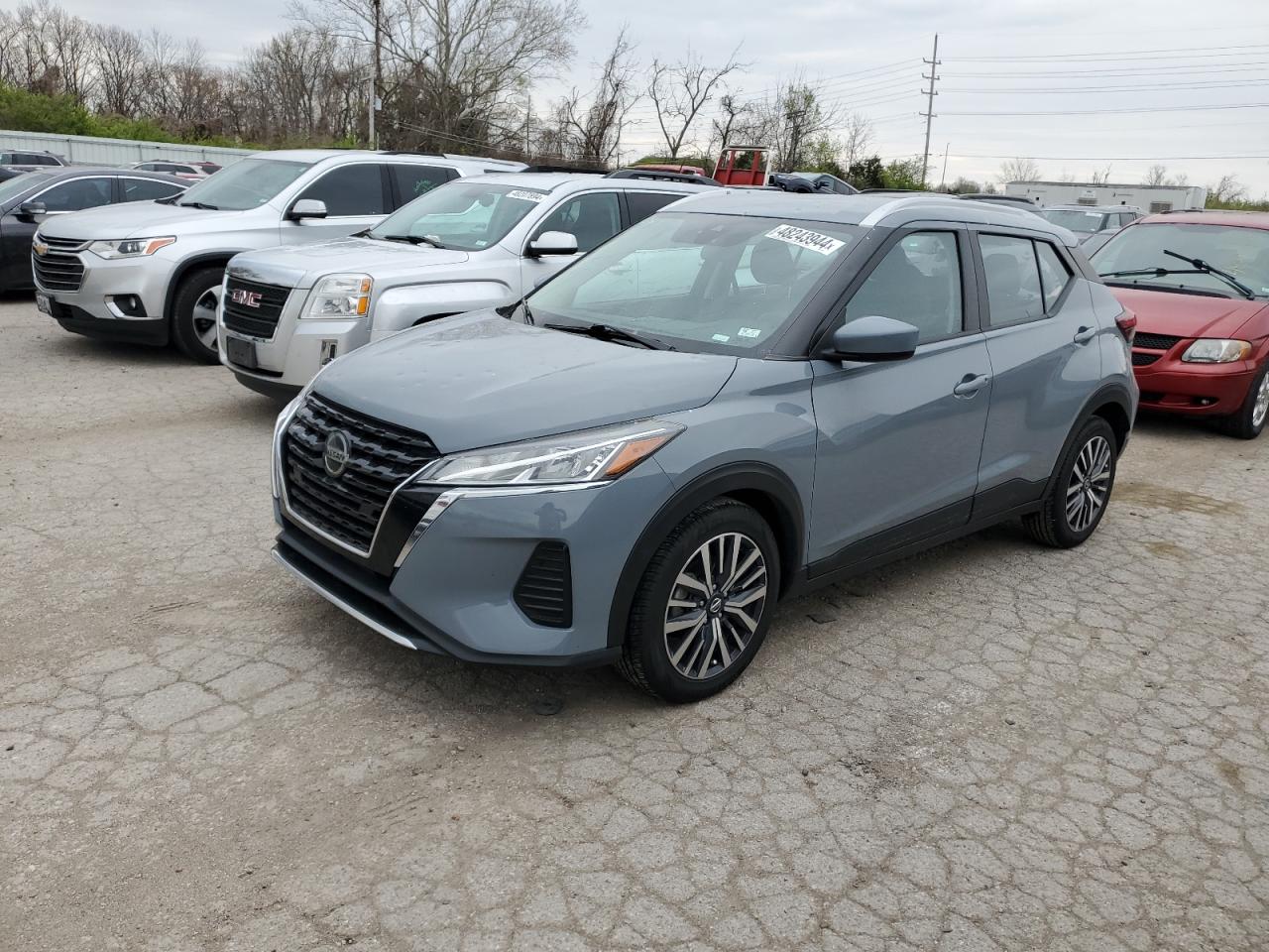 NISSAN KICKS SV 2021
