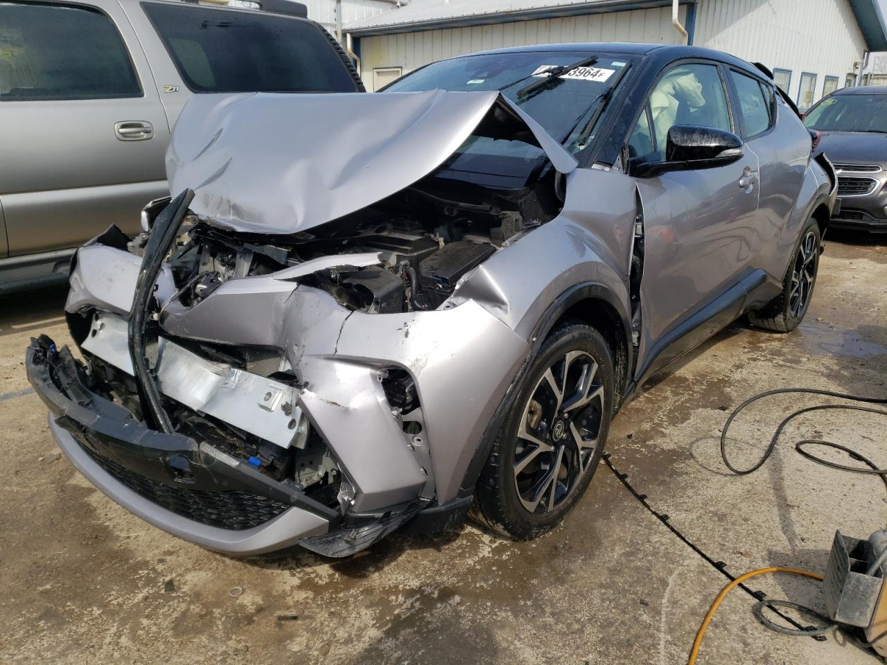 TOYOTA C-HR XLE 2020