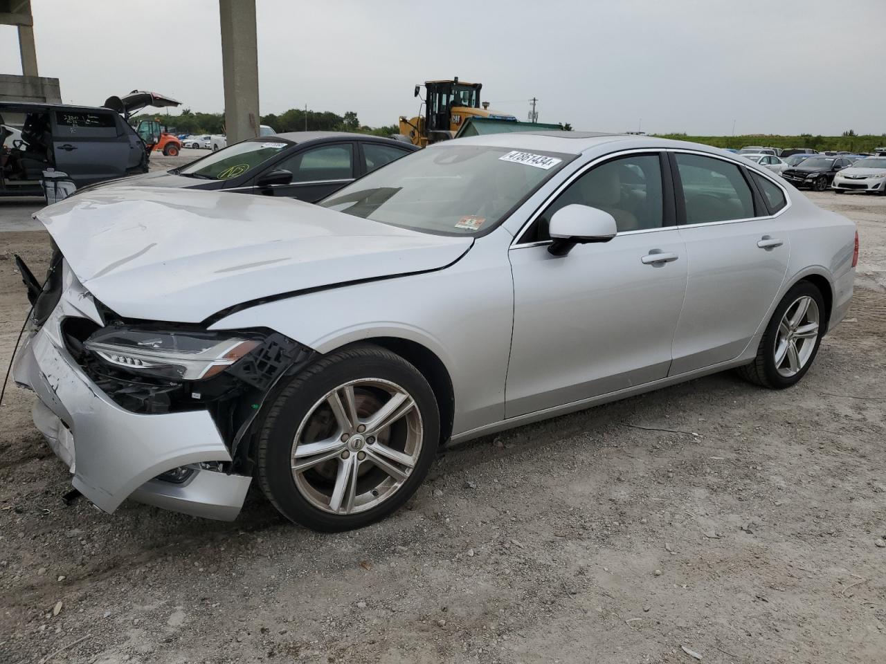 VOLVO S90 T5 Mom 2017