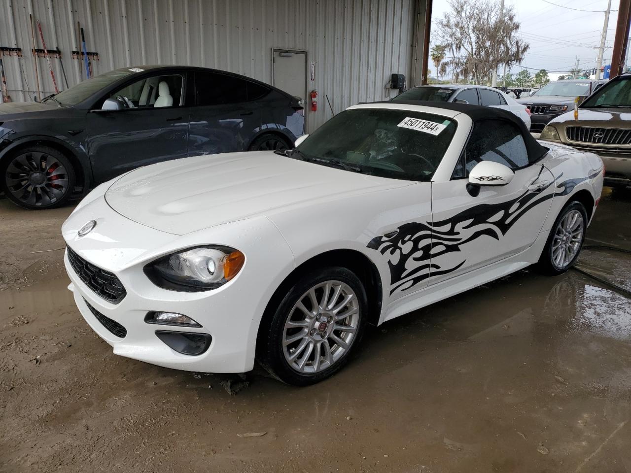 FIAT 124 SPIDER 2017