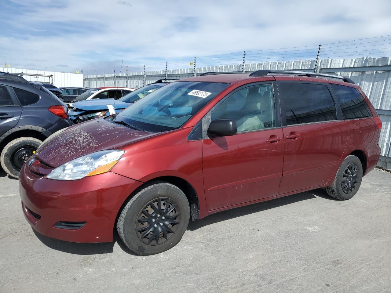 TOYOTA SIENNA CE 2009