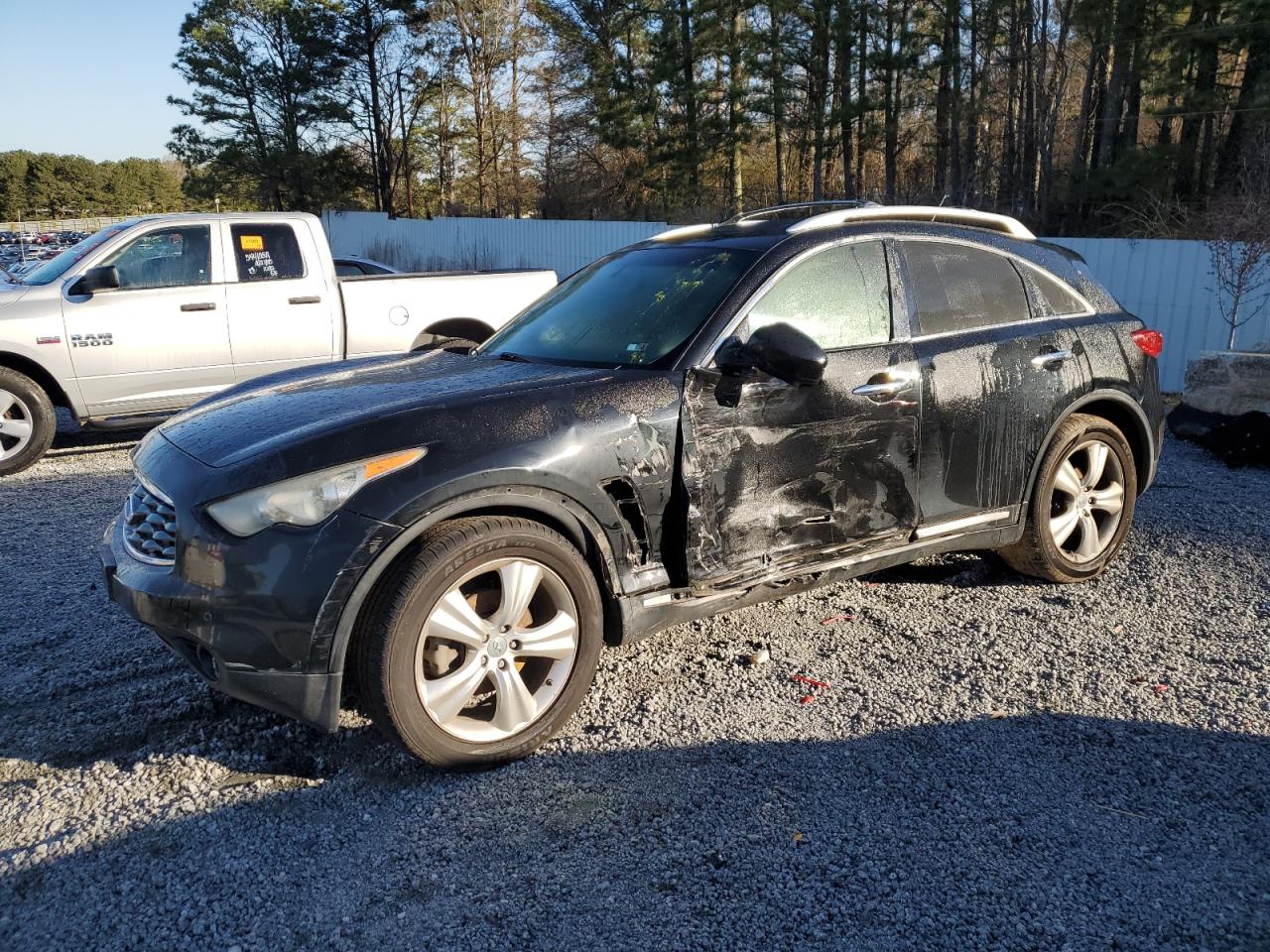INFINITI FX35 2010