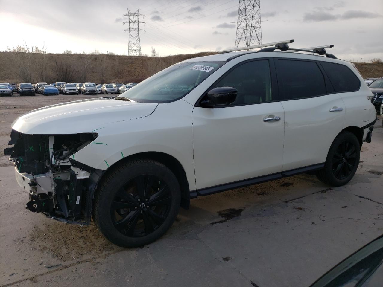 NISSAN PATHFINDER 2018