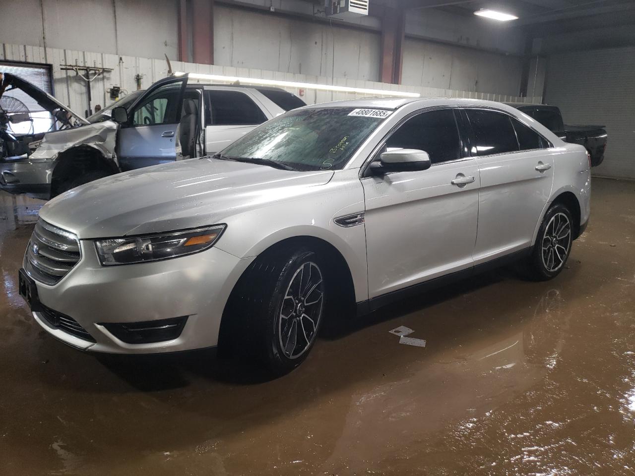 FORD TAURUS SEL 2017