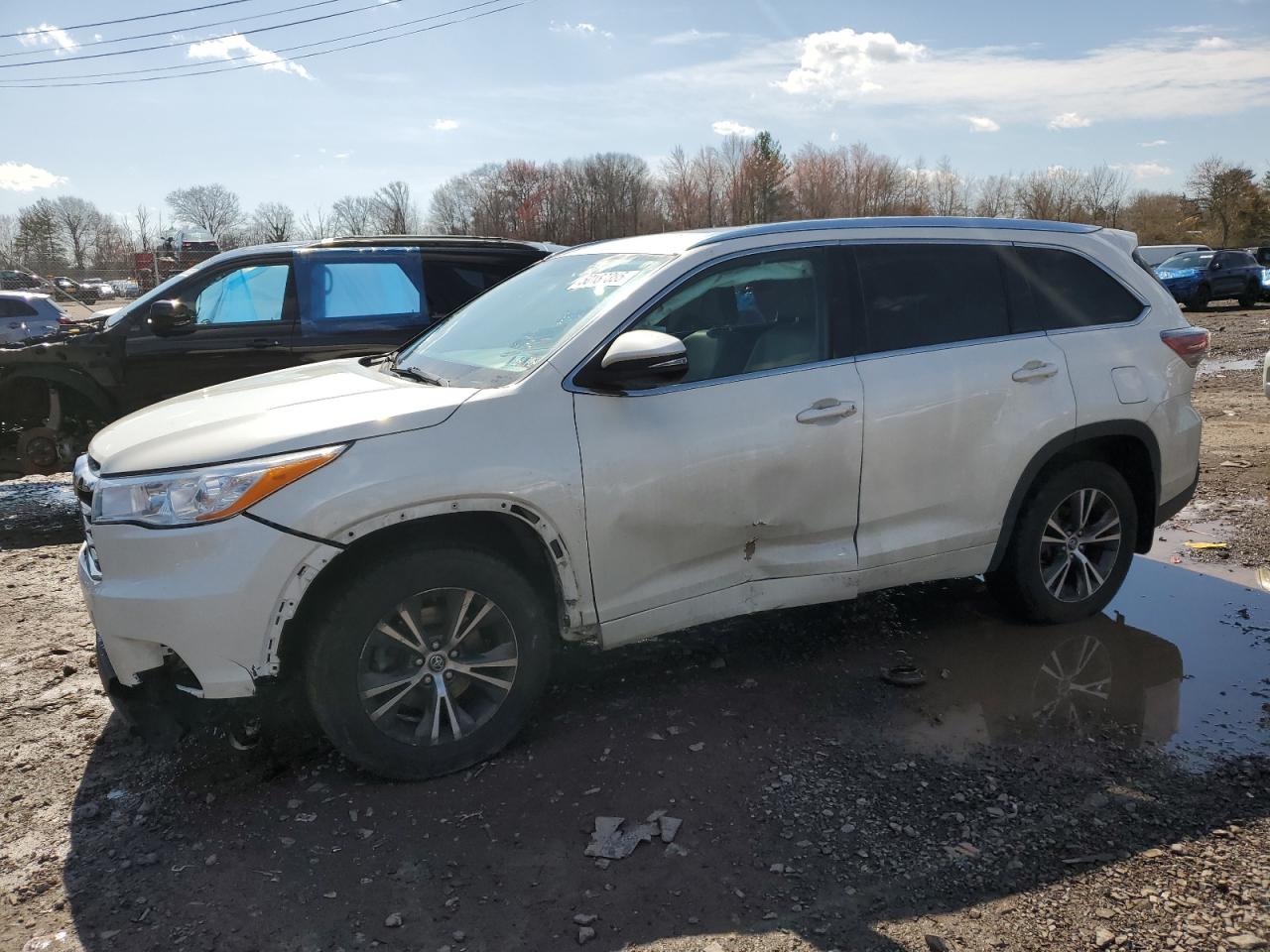 TOYOTA HIGHLANDER 2016