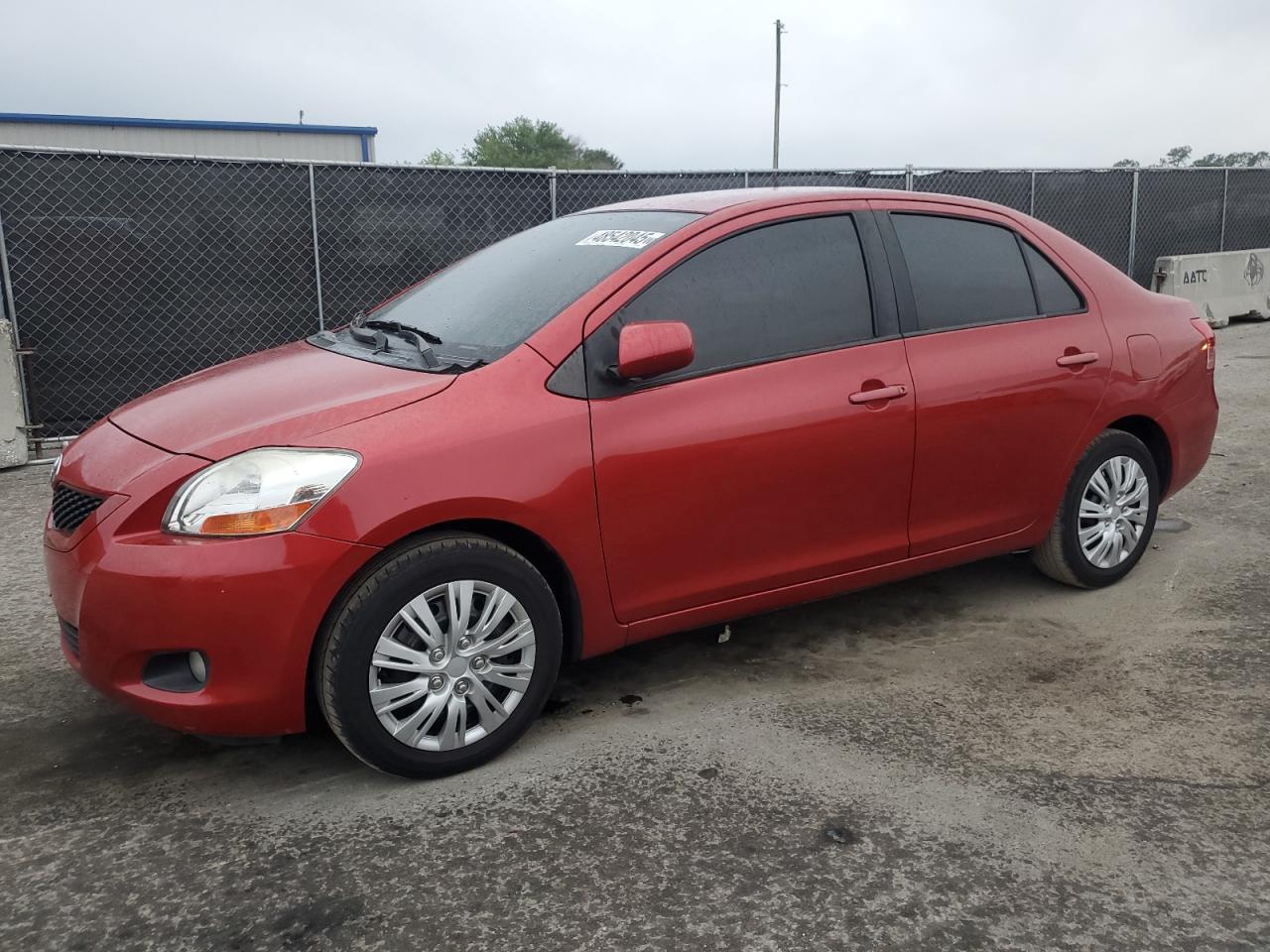 TOYOTA YARIS 2010