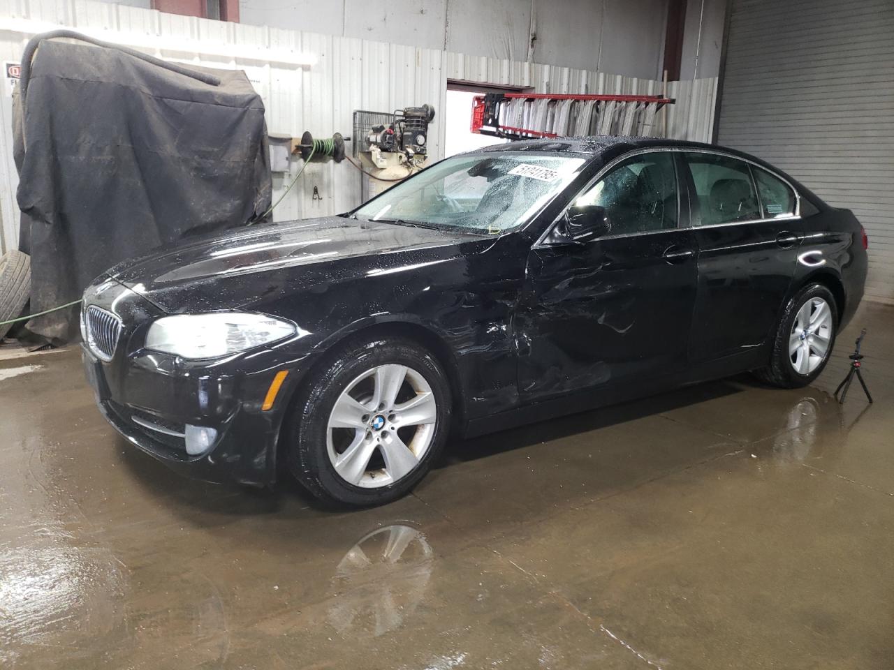 BMW 528 XI 2012