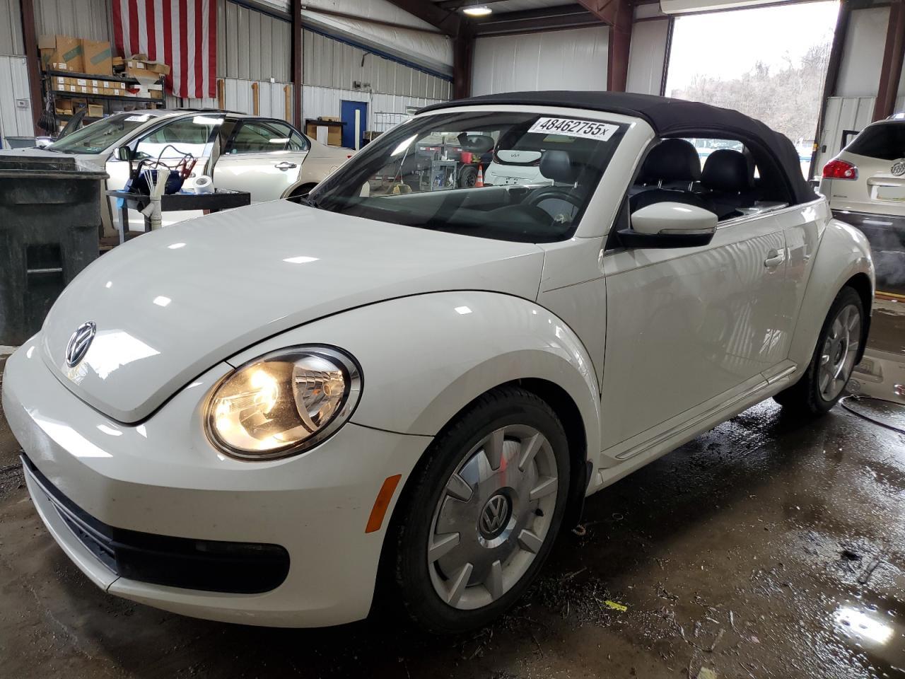 VOLKSWAGEN BEETLE 2014