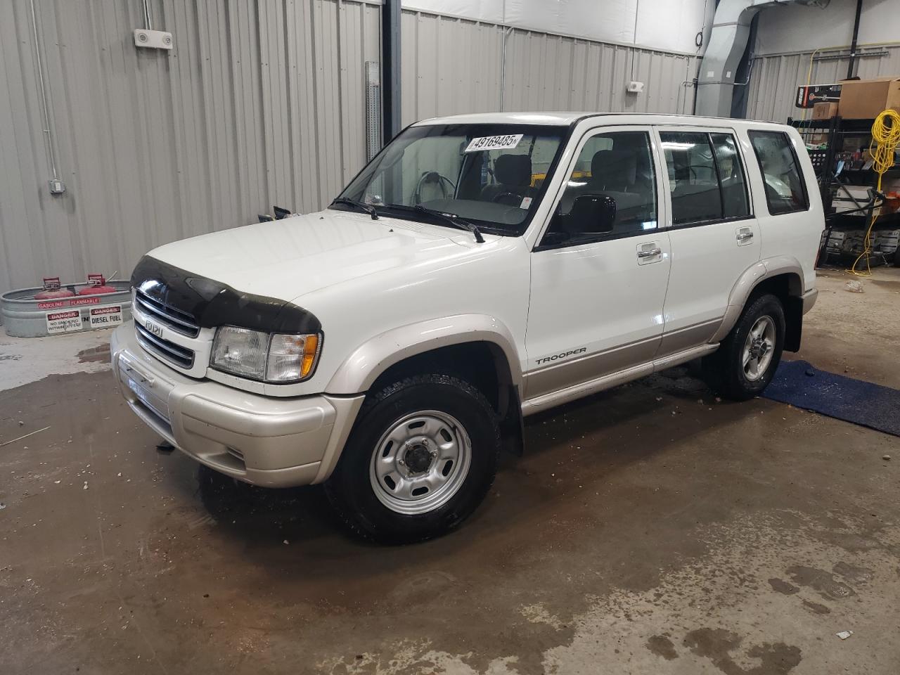 ISUZU TROOPER S 2000