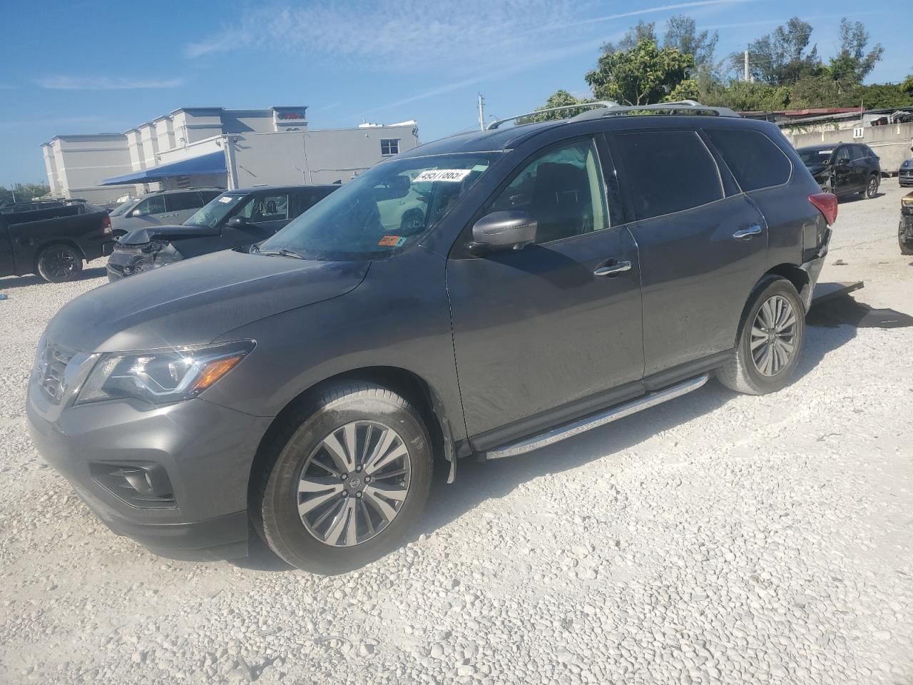 NISSAN PATHFINDER 2020