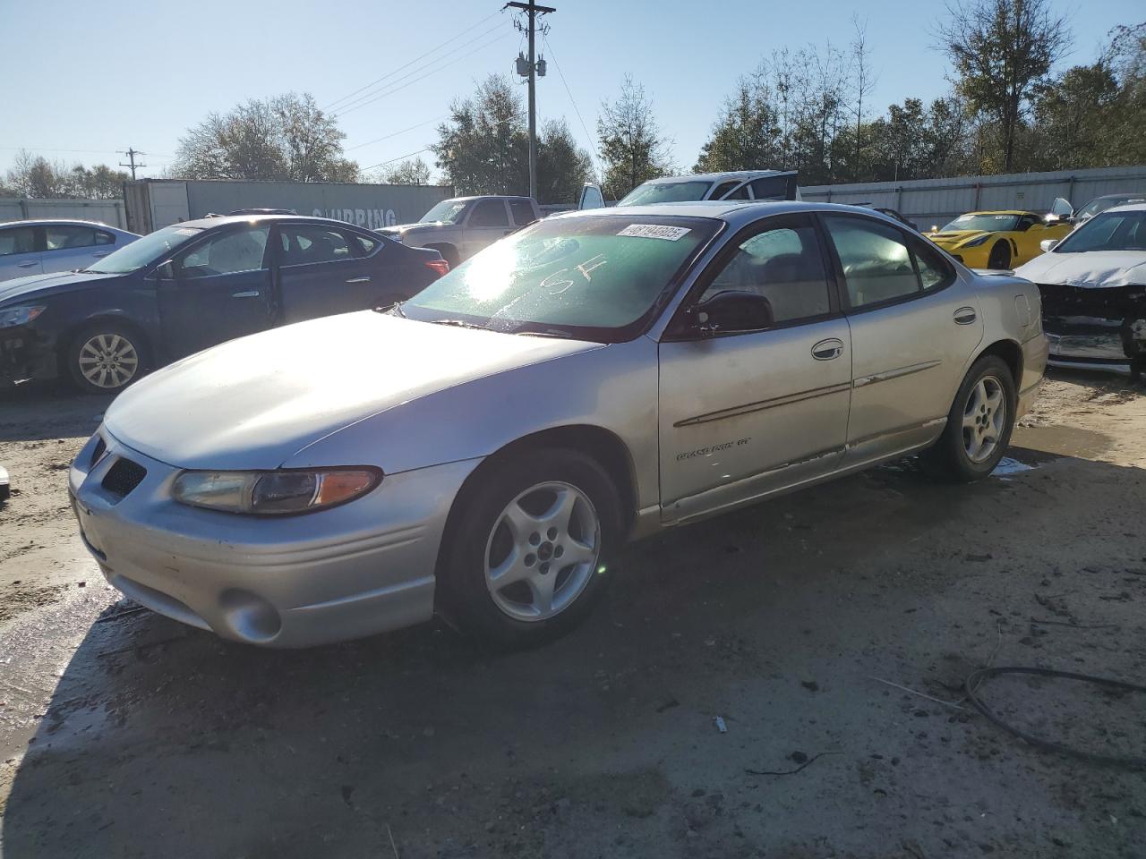 PONTIAC GRAND PRIX 2002