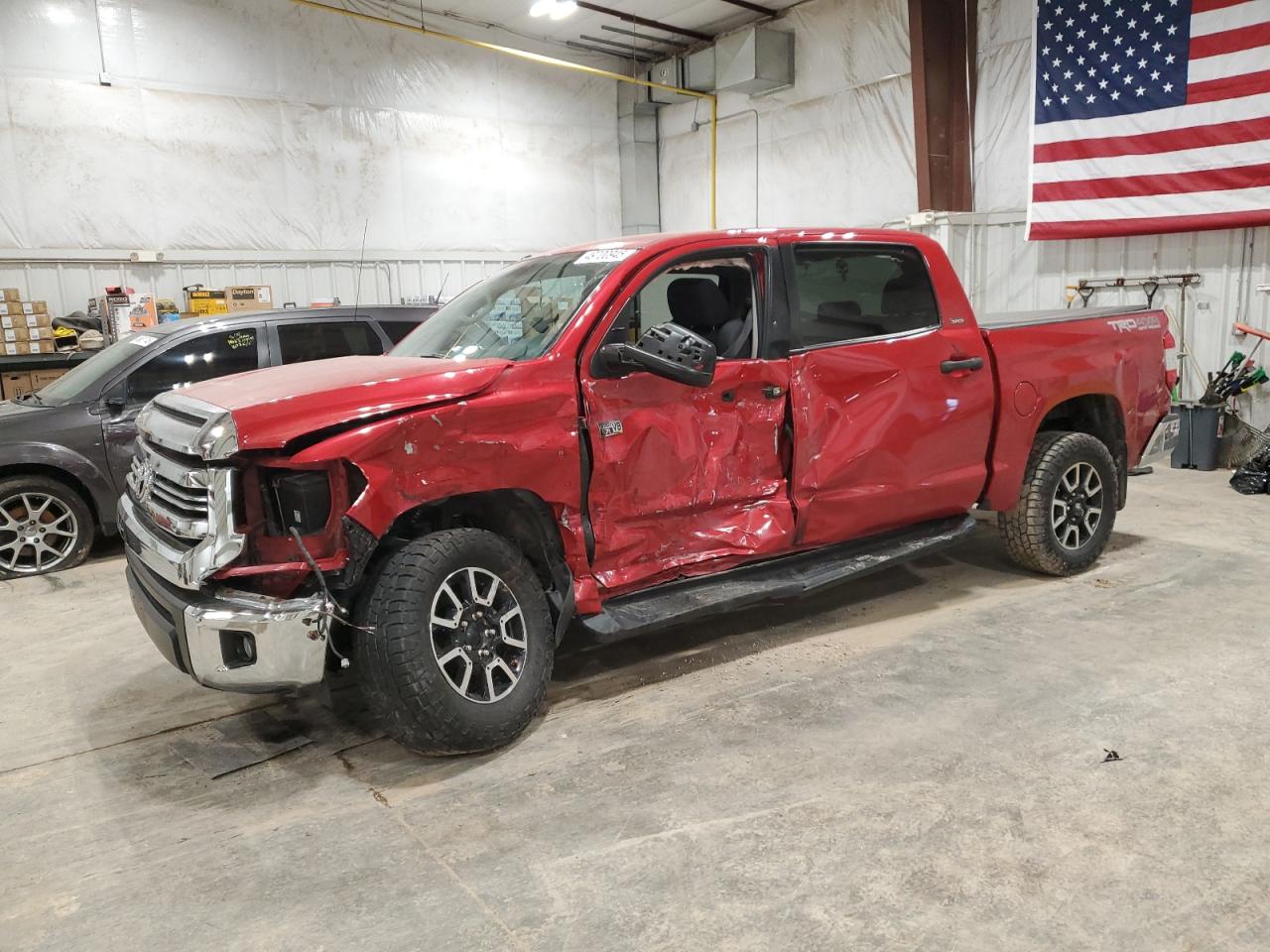 TOYOTA TUNDRA CRE 2016