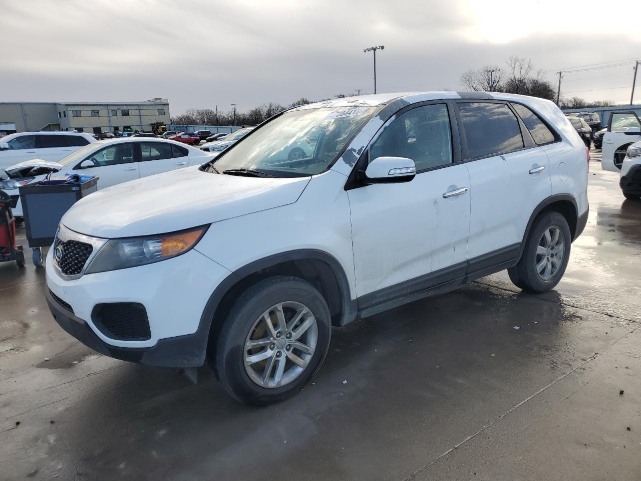 KIA SORENTO LX 2013