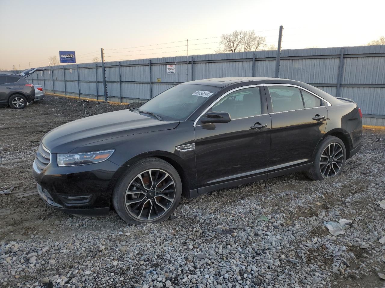 FORD TAURUS SEL 2017