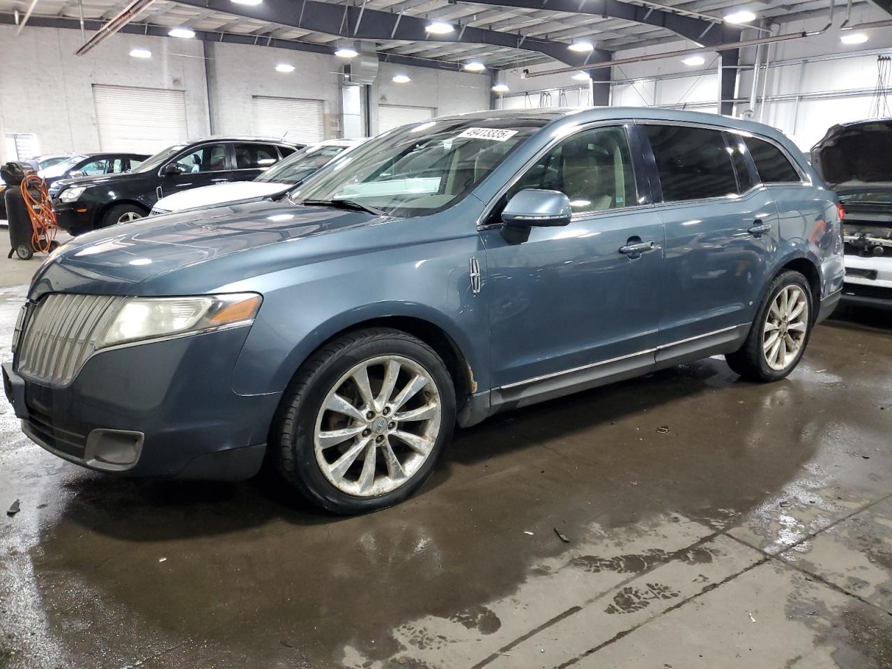 LINCOLN MKT 2010