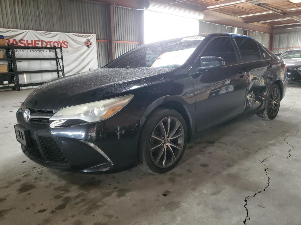 TOYOTA CAMRY LE 2015
