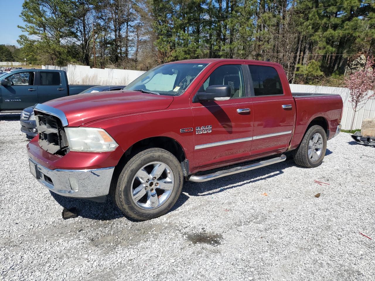 RAM 1500 SLT 2015