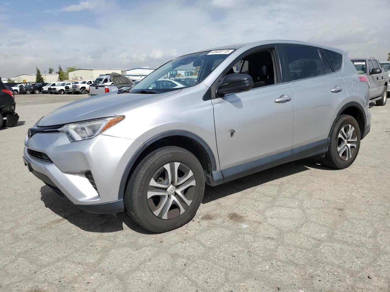 TOYOTA RAV4 LE 2018