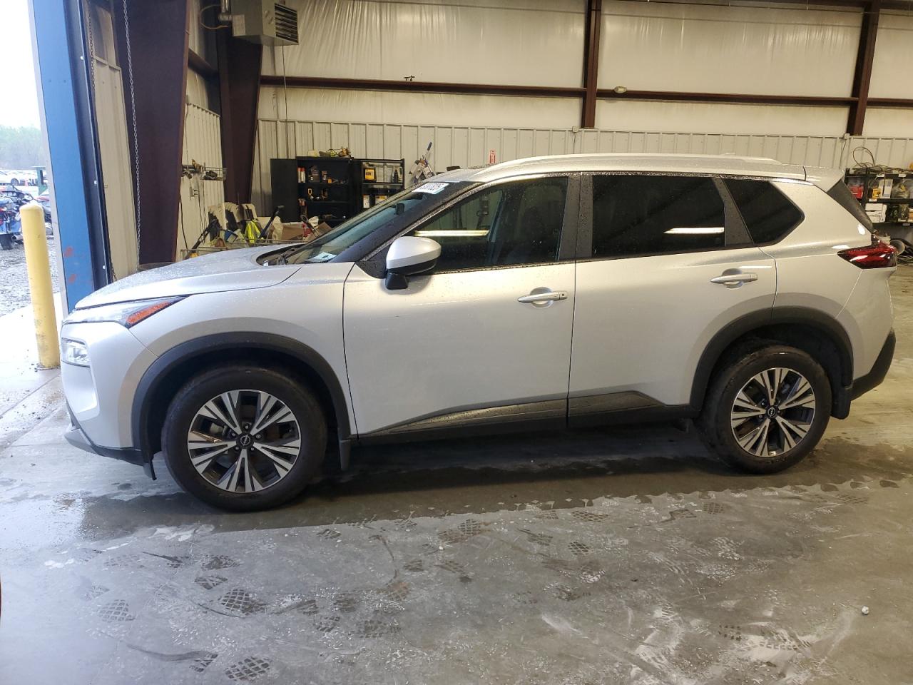 NISSAN ROGUE SV 2023