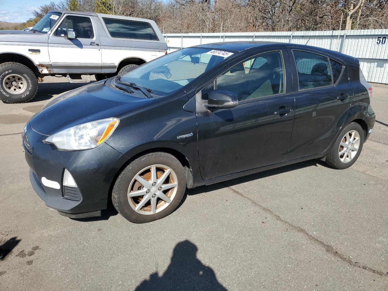TOYOTA PRIUS C 2013