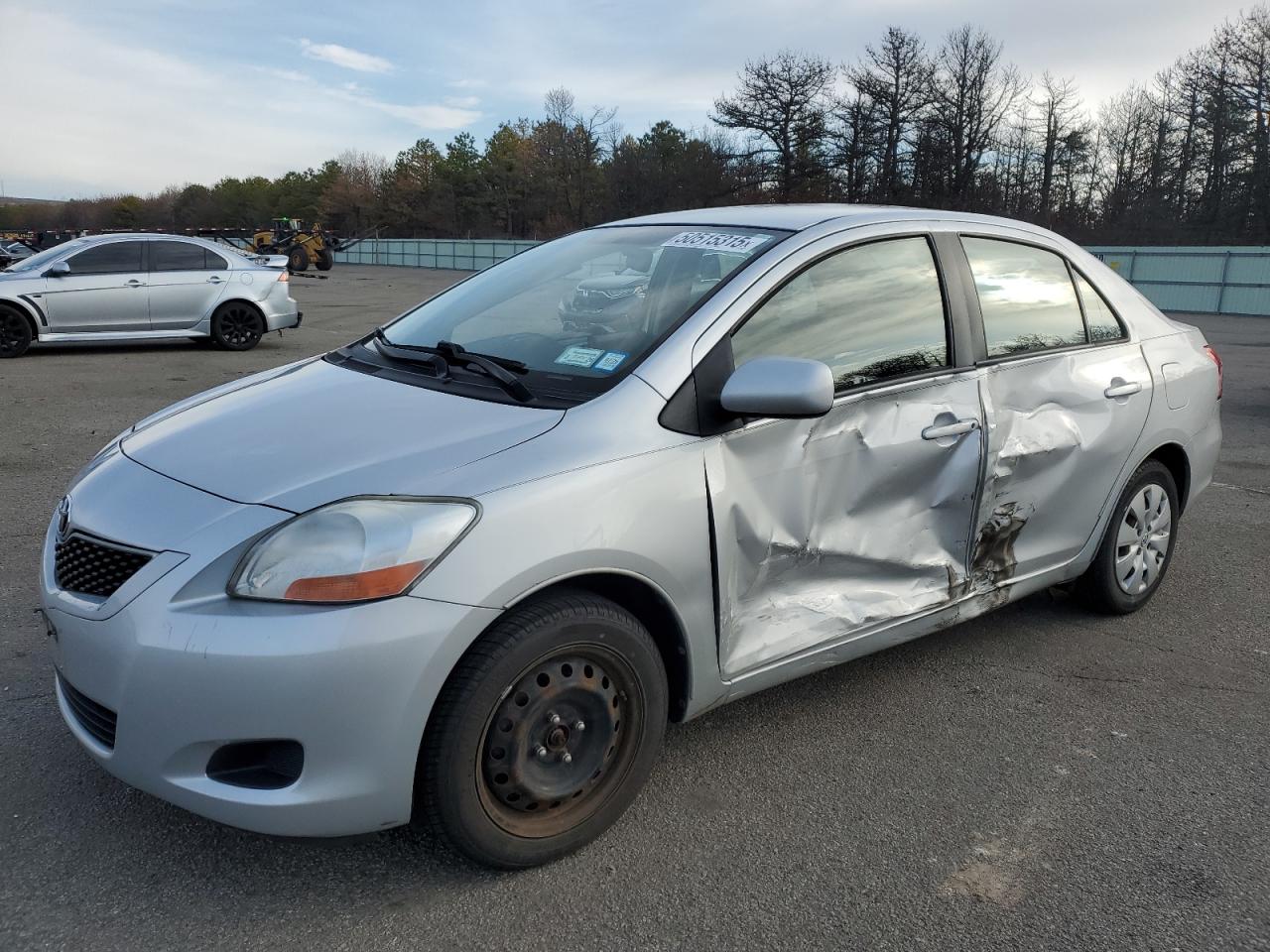 TOYOTA YARIS 2009