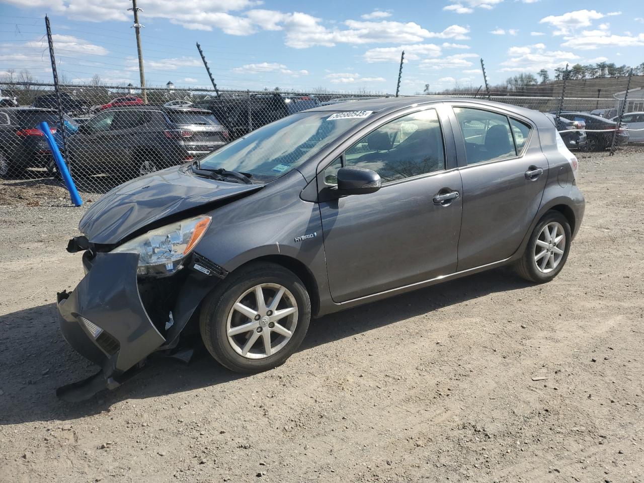 TOYOTA PRIUS C 2014