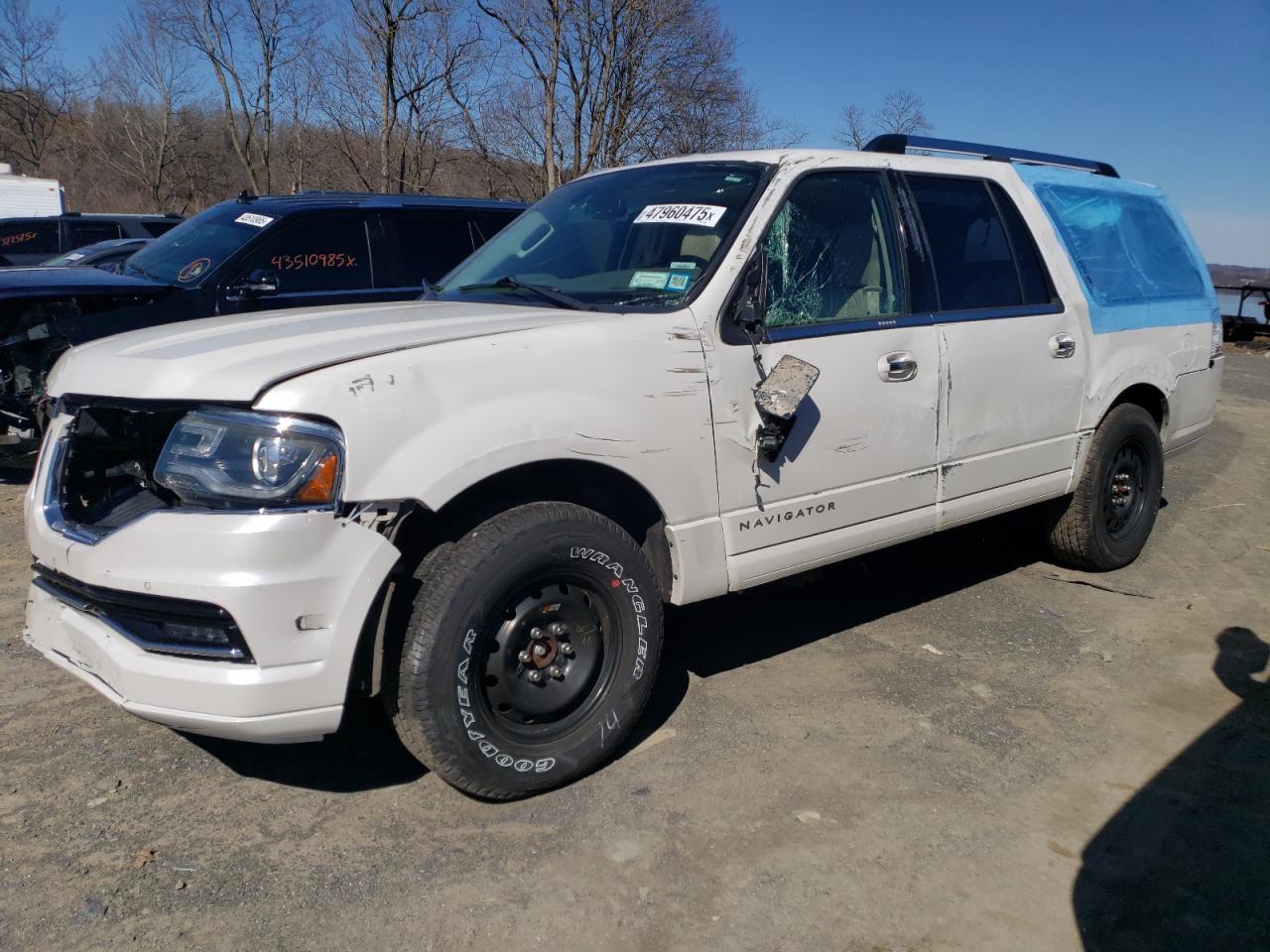 LINCOLN NAVIGATOR 2015