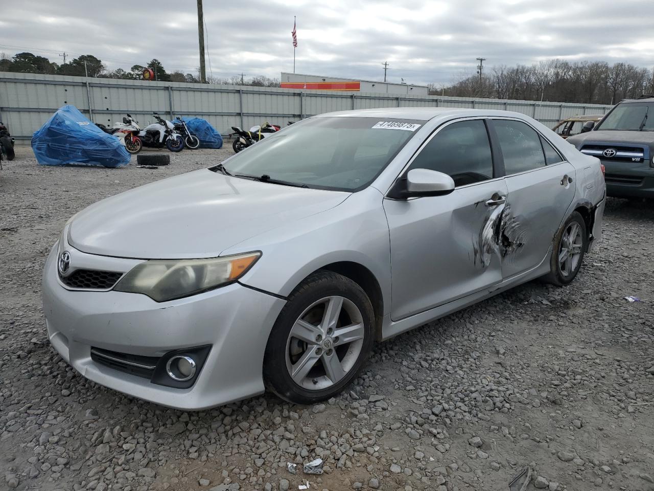 TOYOTA CAMRY 2012