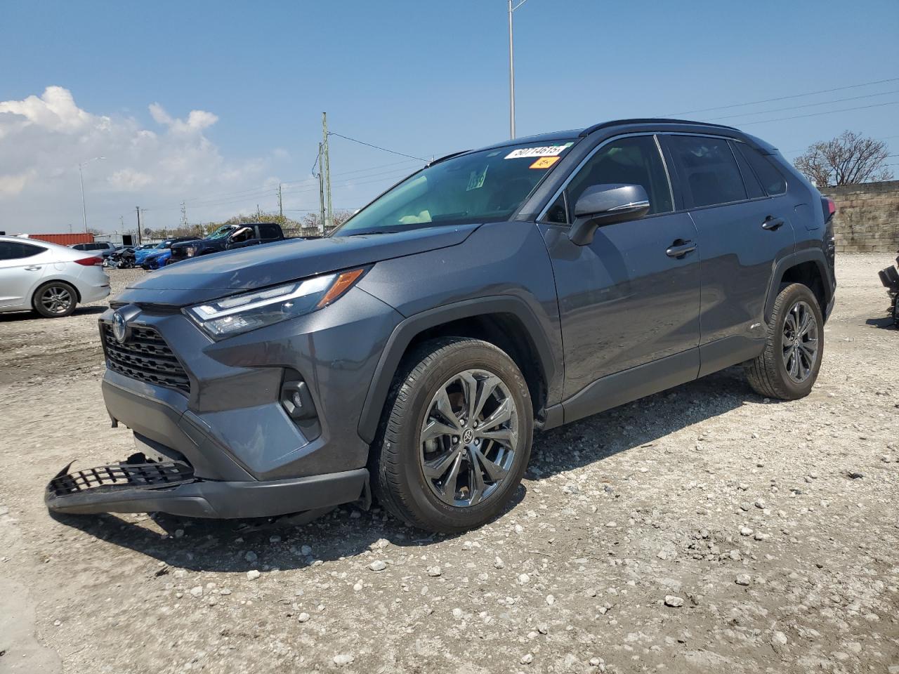 TOYOTA RAV4 XLE P 2023