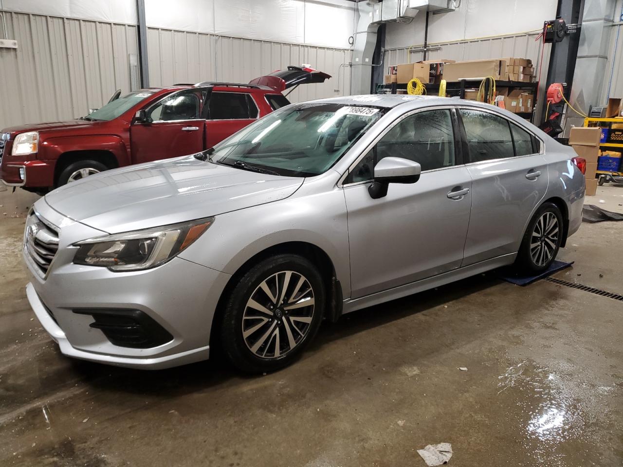 SUBARU LEGACY 2.5 2019