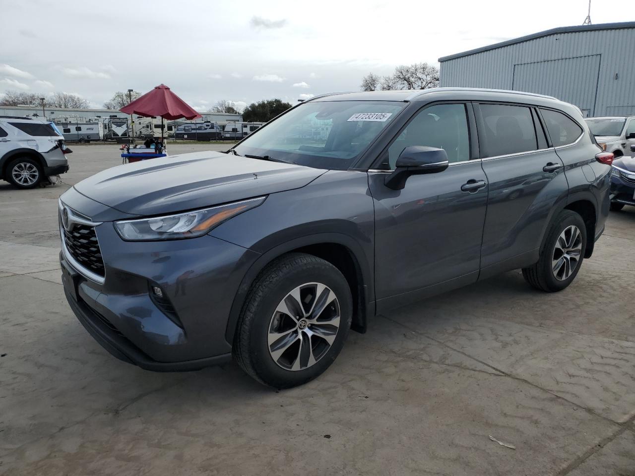 TOYOTA HIGHLANDER 2020