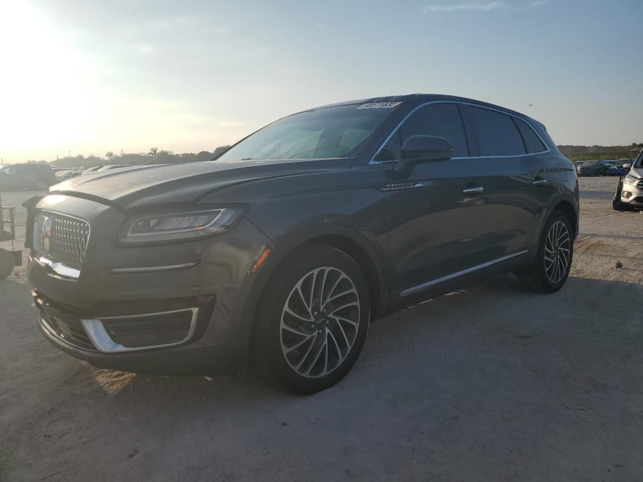 LINCOLN NAUTILUS R 2019